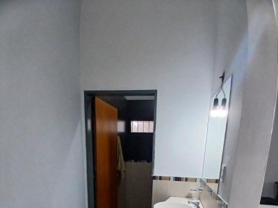 Casa a estrenar en Tanti