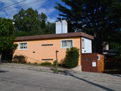 Casa mas departamento en Tanti