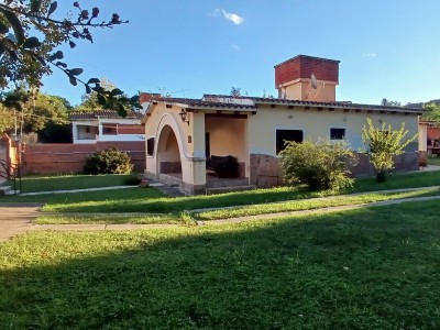 Casa en el centro de Tanti