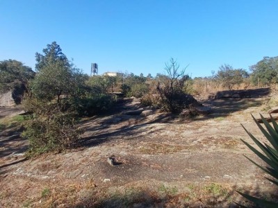 Terreno en barrio Chacras de la Primavera 